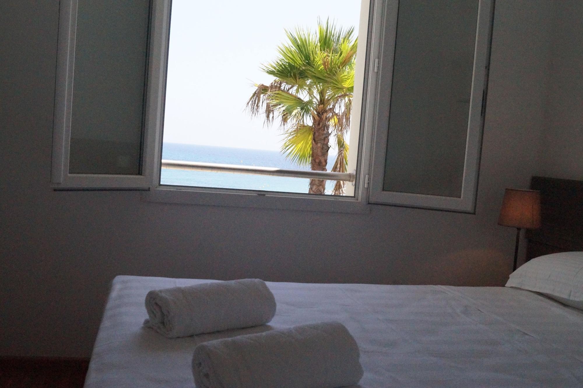 Residence Villa Tyrrenia Macinaggio  Dış mekan fotoğraf