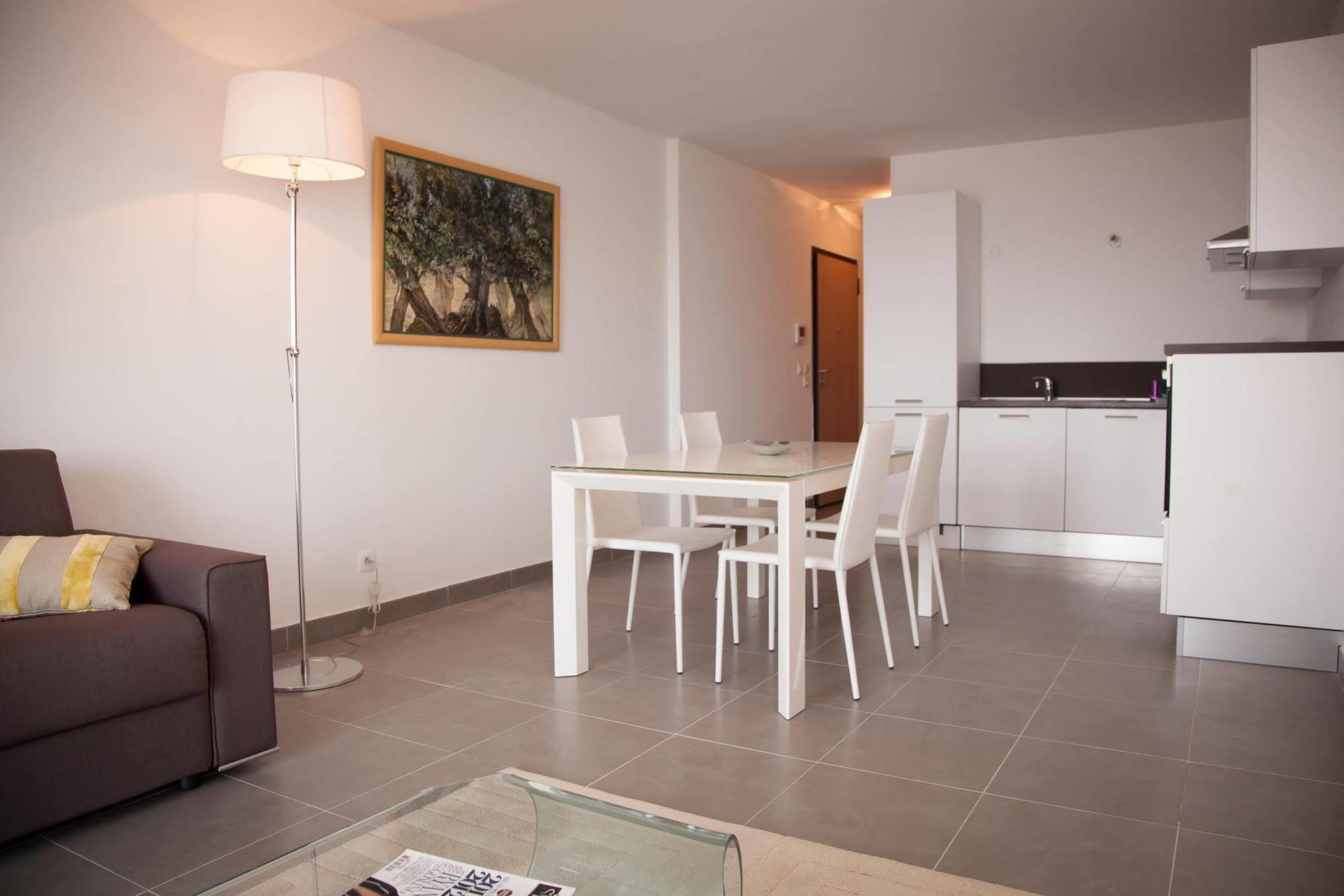 Residence Villa Tyrrenia Macinaggio  Dış mekan fotoğraf
